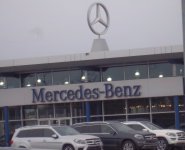 Store front for Lone Star Mercedes Benz